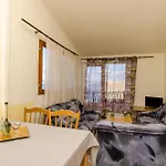 Sandra Apartment Stomorska