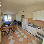 Sandra Apartment *